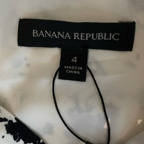 Banana Republic Black & Cream Ruffled Office To Date Night Dress NWOT Size 4 - Picture 9 of 12